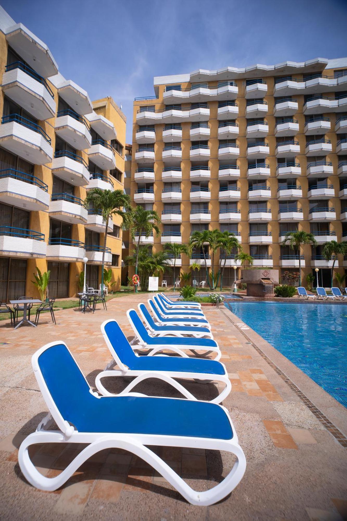 Hotel Margarita Dynasty Porlamar Exterior foto